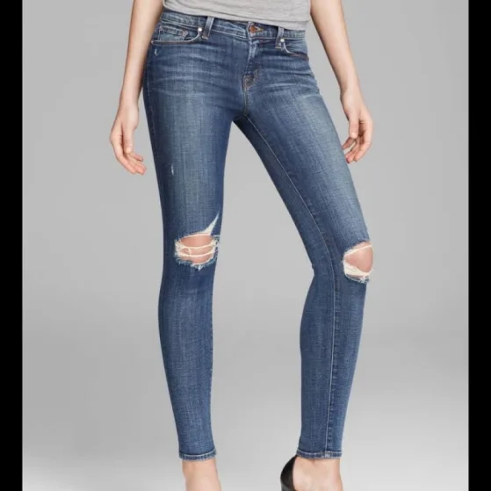 J Brand Capri Misfit Ripped Jeans Size 25